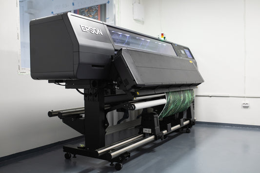 a large machine that is sitting on a table